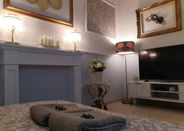 アパート Liberty House バーリ